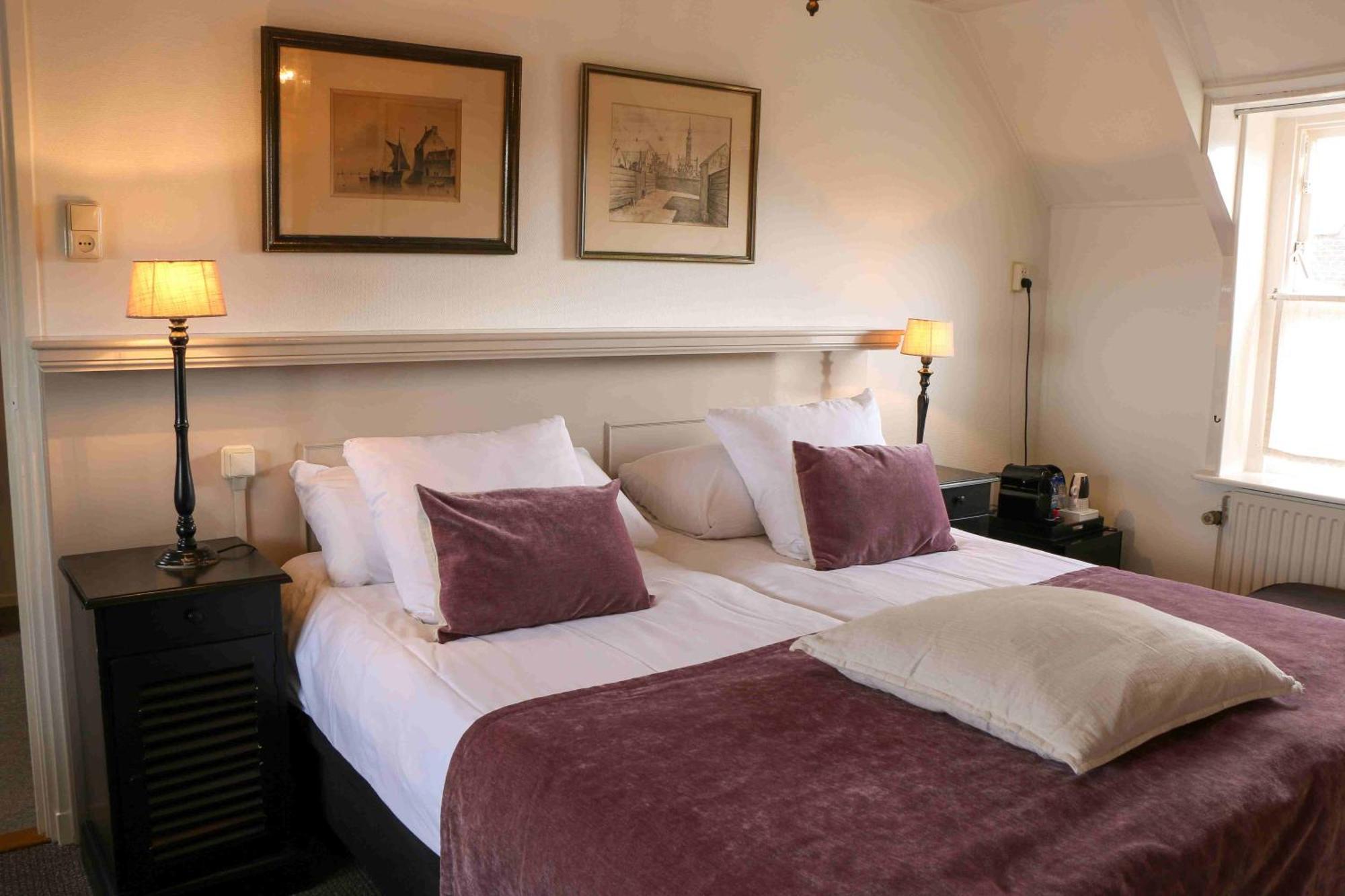 Auberge De Campveerse Toren Veere Bagian luar foto