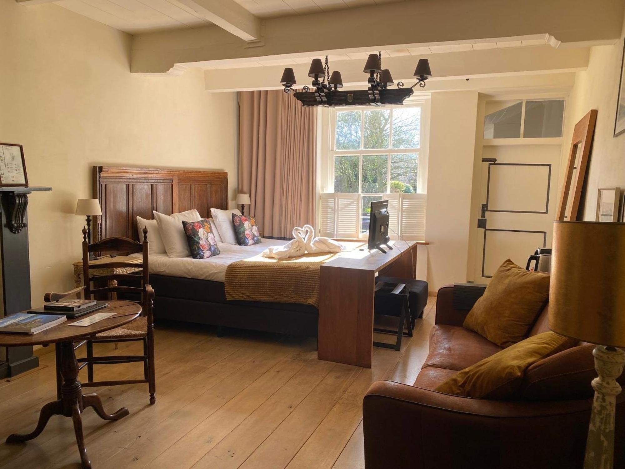 Auberge De Campveerse Toren Veere Bagian luar foto