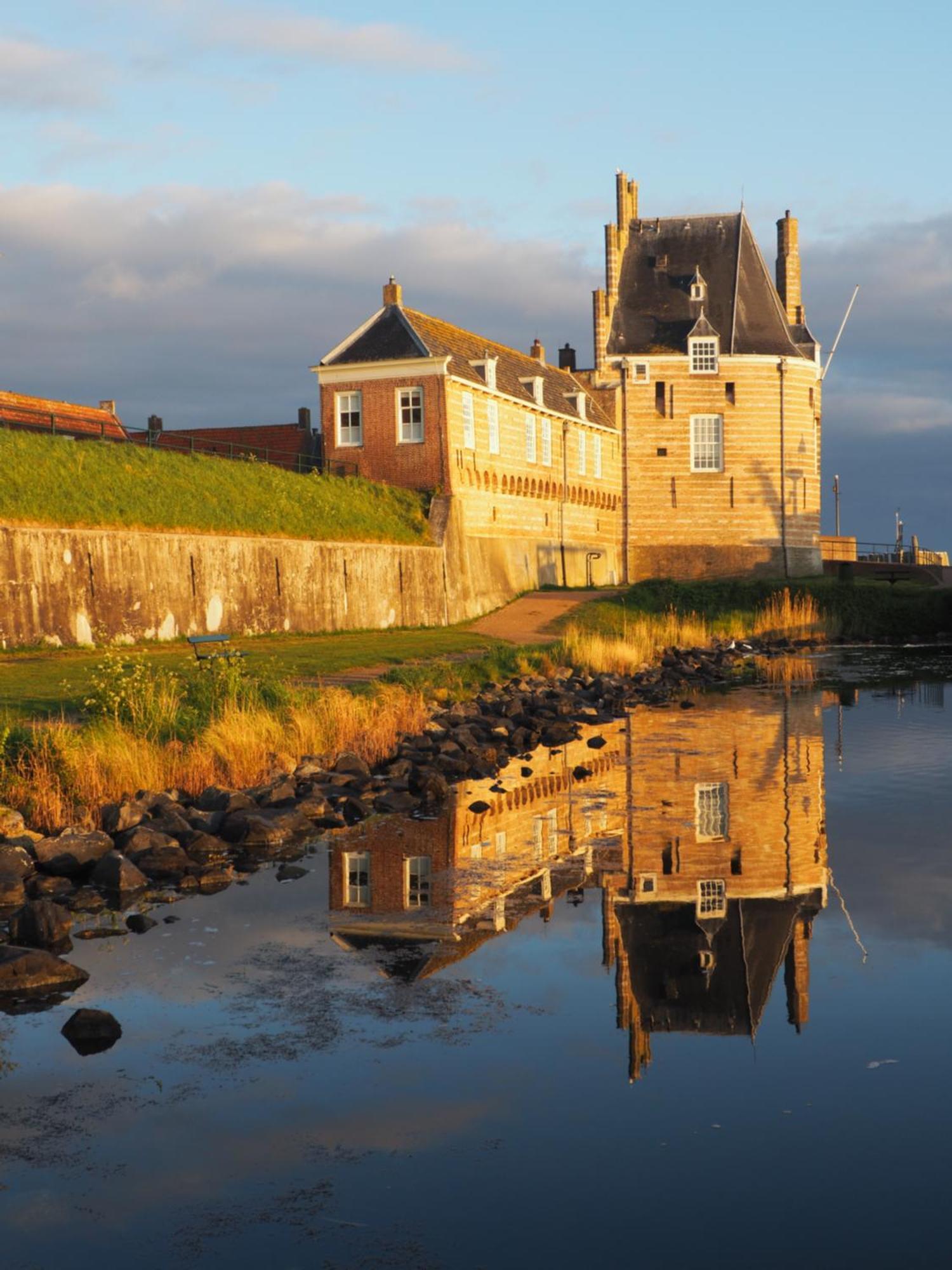 Auberge De Campveerse Toren Veere Bagian luar foto